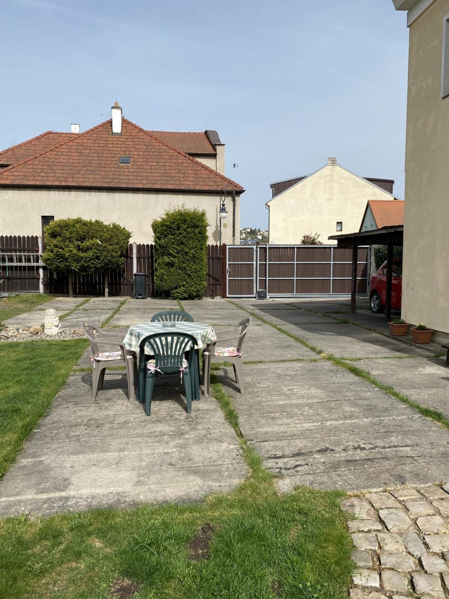Apartman Na Ostrove Beroun Beroun  Zewnętrze zdjęcie