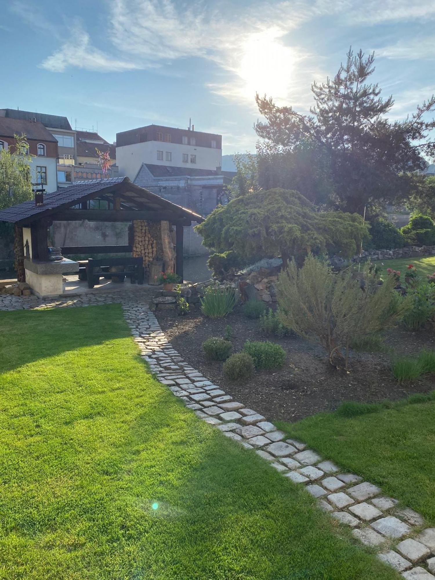 Apartman Na Ostrove Beroun Beroun  Zewnętrze zdjęcie
